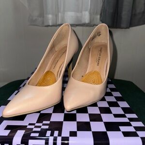Christian Siriano nude pumps